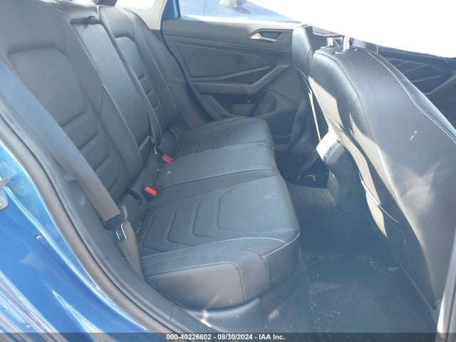 3VWGM7BU6NM026485 Volkswagen Jetta 1.5t Sel