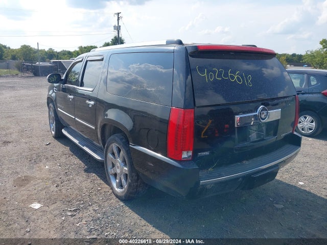 Продажа на аукционе авто 2009 Cadillac Escalade Esv Standard, vin: 1GYFK26239R115221, номер лота: 40226618