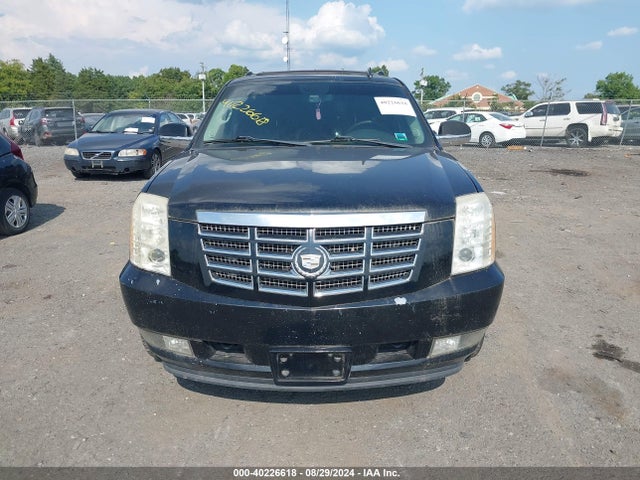 Продажа на аукционе авто 2009 Cadillac Escalade Esv Standard, vin: 1GYFK26239R115221, номер лота: 40226618
