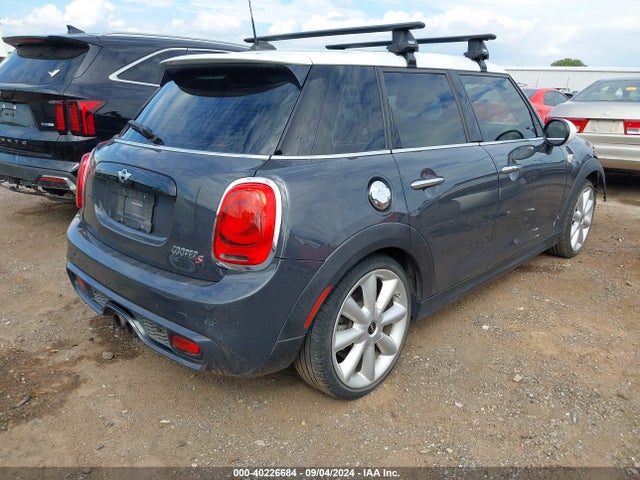 2016 MINI HARDTOP WMWXU3C54G2B67228 Photo 3