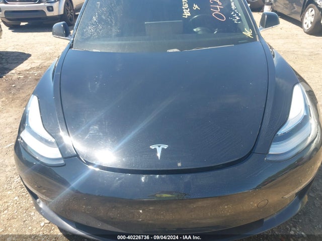 2018 TESLA MODEL 3 5YJ3E1EA4JF042129 Photo 9
