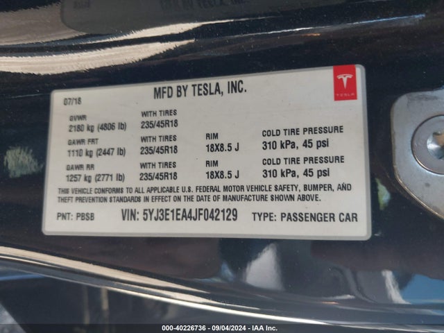 2018 TESLA MODEL 3 5YJ3E1EA4JF042129 Photo 8