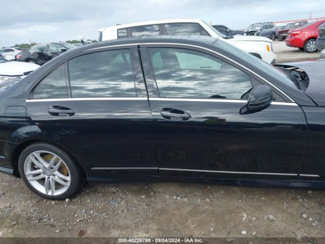 WDDGF8ABXEA959893 Mercedes-Benz C 300 Luxury 4matic/sport 4matic