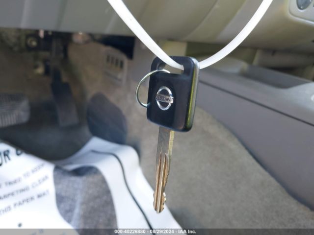 1N6DD0ER1HN765811 Nissan Frontier Sv