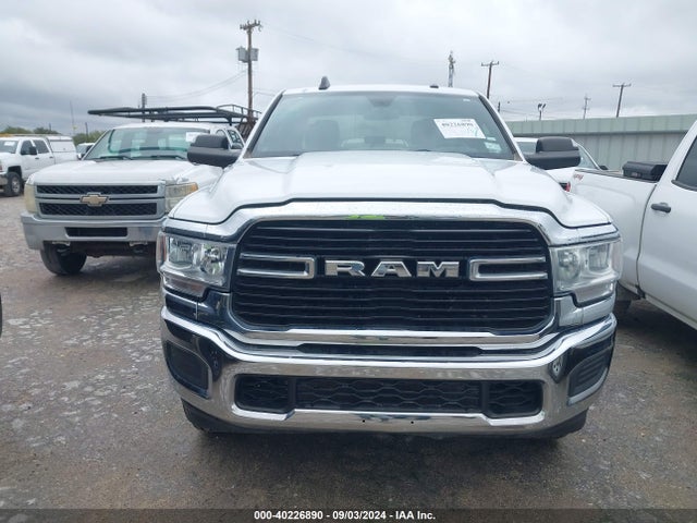 3C6UR5DJ5MG554635 RAM 2500 Big Horn  4x4 6'4 Box