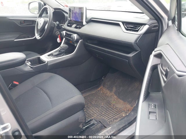Toyota RAV4 LE 2023 2T3F1RFV8PW336564 Image 5