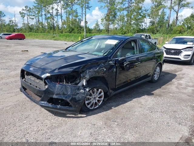 Ford FUSION S 2016 3FA6P0G76GR367770 Image 2
