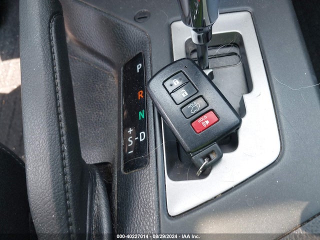 Toyota Rav4 Xle 2016 2T3RFREV0GW463499 Image 11