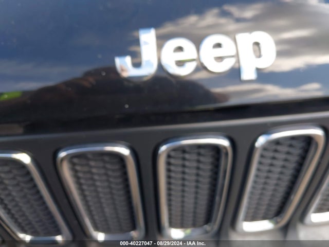 Jeep Renegade Latitude 4x4 2017 ZACCJBBB9HPF80973 Image 10