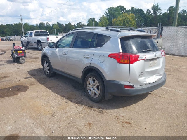 Toyota RAV4 LE 2015 2T3BFREV4FW347271 Image 3
