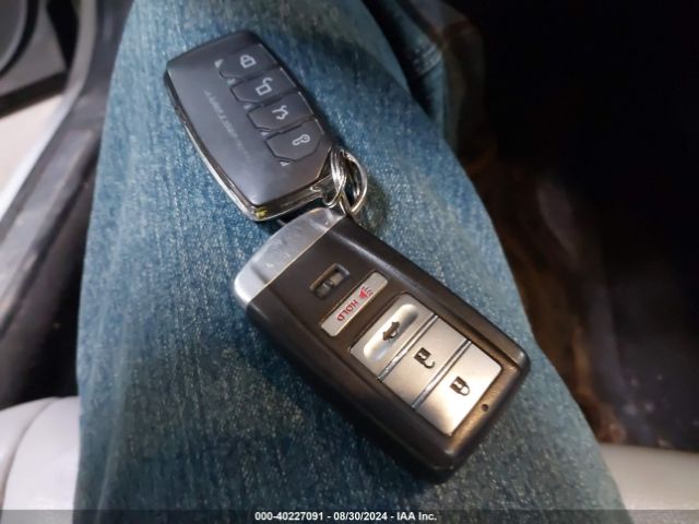 19UUB1F32FA010116 Acura TLX