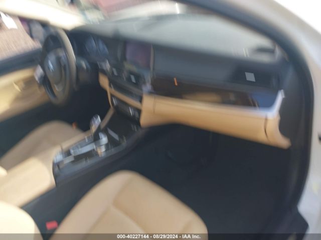WBA5A7C55GG151160 BMW 528i Xdrive