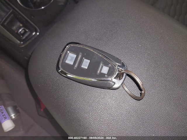 Chevrolet EQUINOX LT 2019 2GNAXUEV1K6164886 Image 11