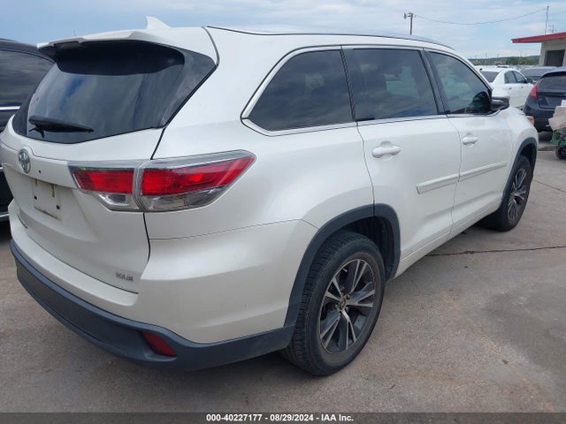 Toyota Highlander Xle V6 2016 5TDKKRFH7GS160212 Image 4