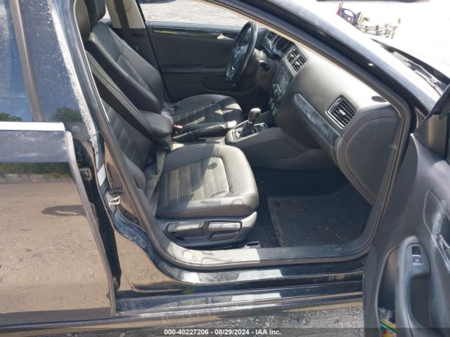 3VWL17AJ5FM282424 Volkswagen Jetta 1.8t Sel