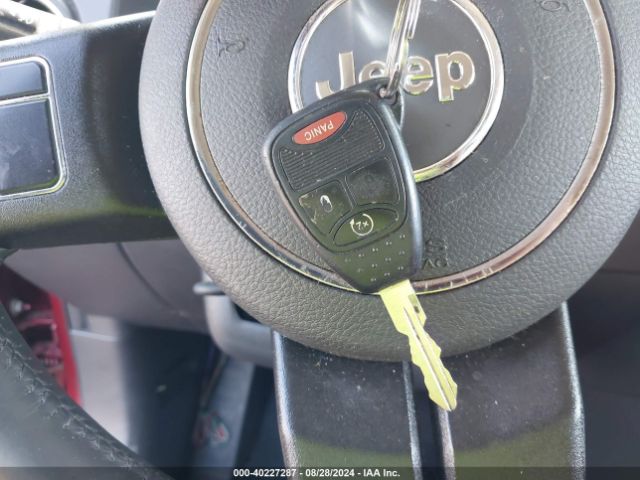 1C4NJPFA6GD519018 Jeep Patriot Latitude