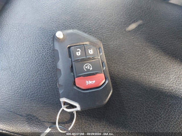 1C6HJTAG1PL521970 Jeep Gladiator Sport S 4x4