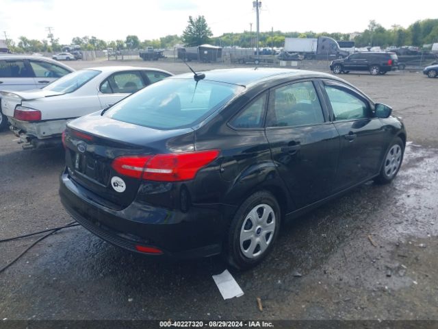 1FADP3E22JL227611 Ford FOCUS S