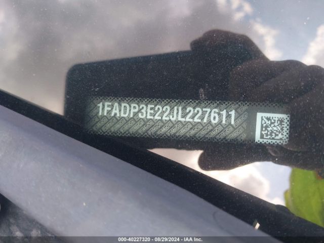 1FADP3E22JL227611 Ford FOCUS S