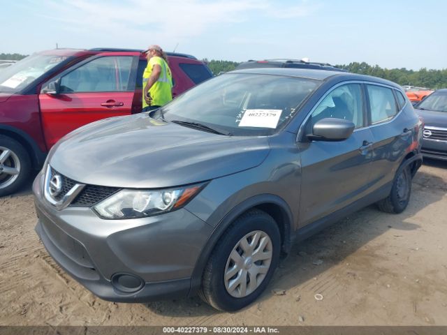 JN1BJ1CR8JW200891 Nissan Rogue Sport S