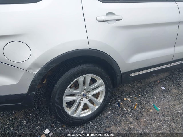 Ford EXPLORER XLT 2018 1FM5K8DH7JGB80662 Image 6
