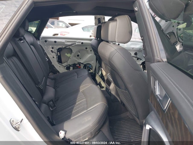 Audi A7 55 Premium 2019 WAUU2AF25KN070493 Image 8