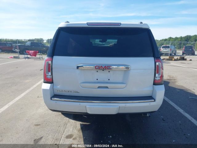 1GKS2HKJXJR275061 GMC YUKON XL DENALI
