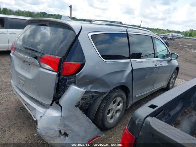 2C4RC1EG4HR638537 Chrysler Pacifica Touring-l Plus