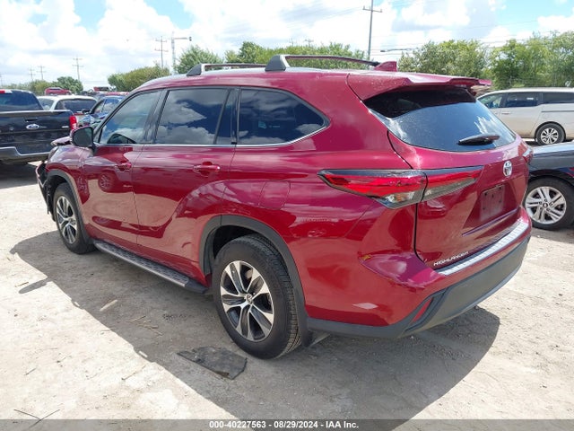 Toyota Highlander Xle 2021 5TDGZRAH4MS081214 Image 3