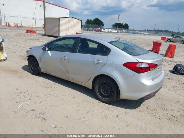 KIA FORTE LX 2018 3KPFL4A74JE197106 Image 3
