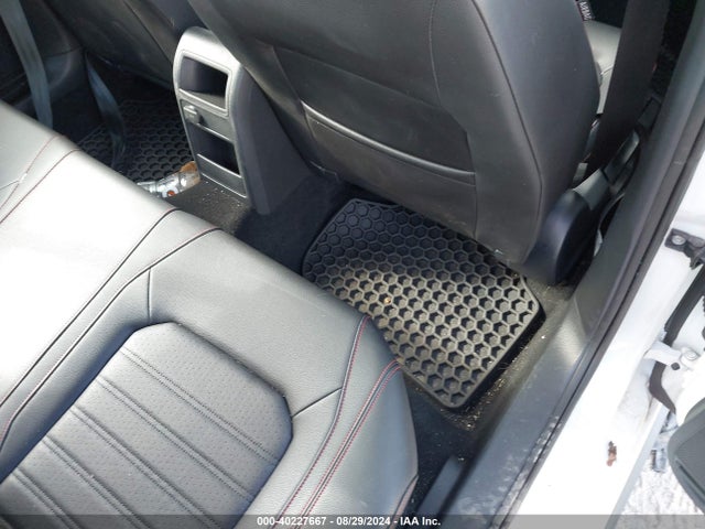3VW4T7AJ9HM372967 Volkswagen JETTA GLI