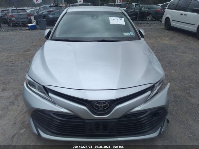 Toyota CAMRY LE 2018 JTNB11HK4J3028073 Image 12
