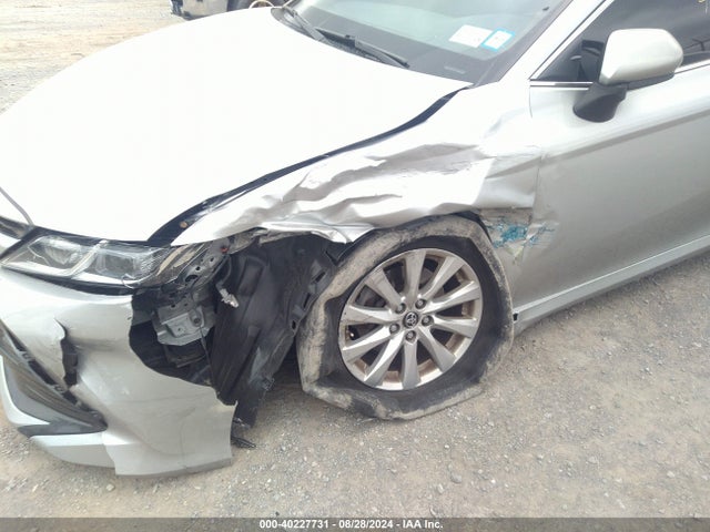 Toyota CAMRY LE 2018 JTNB11HK4J3028073 Image 6