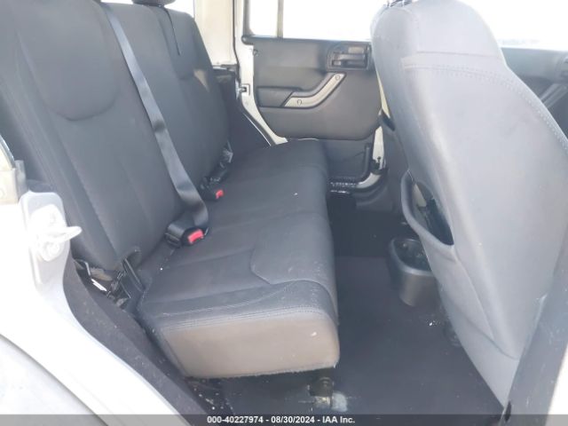 1C4BJWDG9GL107153 Jeep Wrangler Unlimited Sport