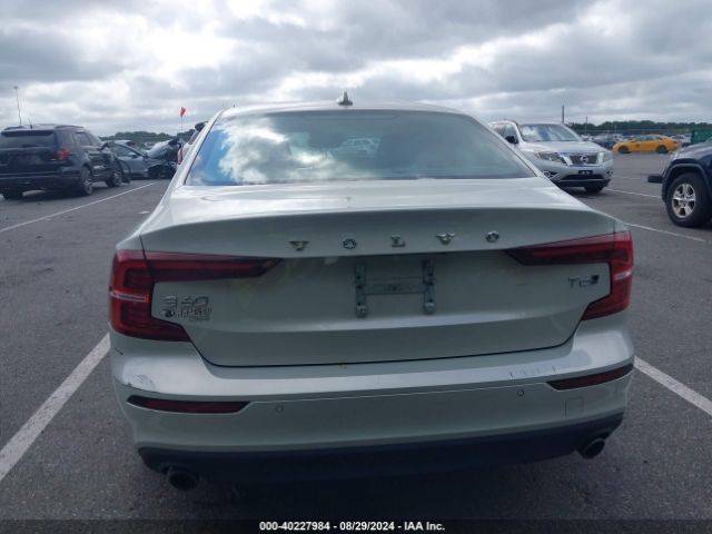 7JRA22TK1KG012919 Volvo S60 T6 Momentum