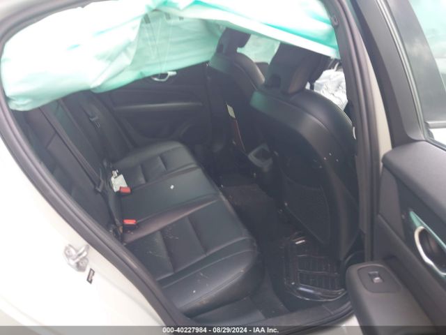 7JRA22TK1KG012919 Volvo S60 T6 Momentum