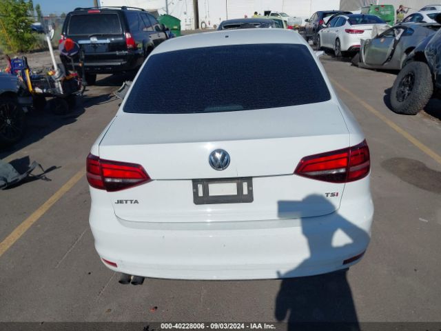 3VW2B7AJ8JM213261 Volkswagen Jetta 1.4t S