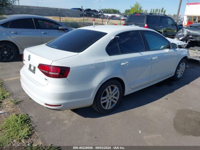 3VW2B7AJ8JM213261 Volkswagen Jetta 1.4t S