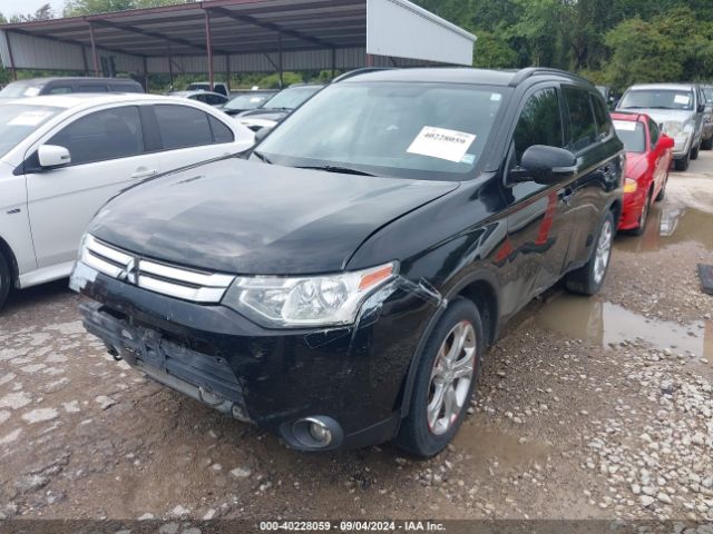 JA4AD3A3XFZ012366 Mitsubishi Outlander Se