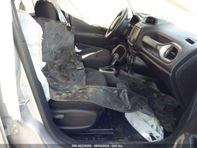 ZACCJBBT3FPC32429 Jeep Renegade Latitude