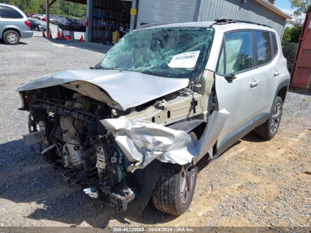 ZACCJBBT3FPC32429 Jeep Renegade Latitude