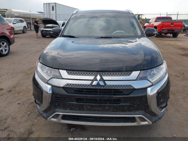 JA4AZ3A38KZ036483 Mitsubishi Outlander Sel