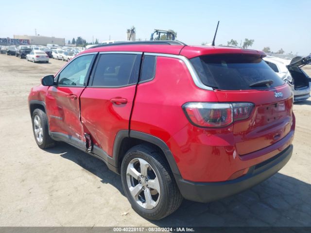 3C4NJCBB4JT468689 Jeep Compass Latitude Fwd