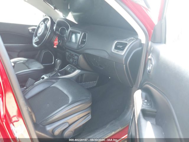 3C4NJCBB4JT468689 Jeep Compass Latitude Fwd