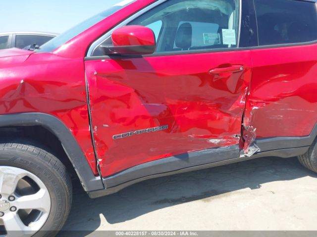 3C4NJCBB4JT468689 Jeep Compass Latitude Fwd