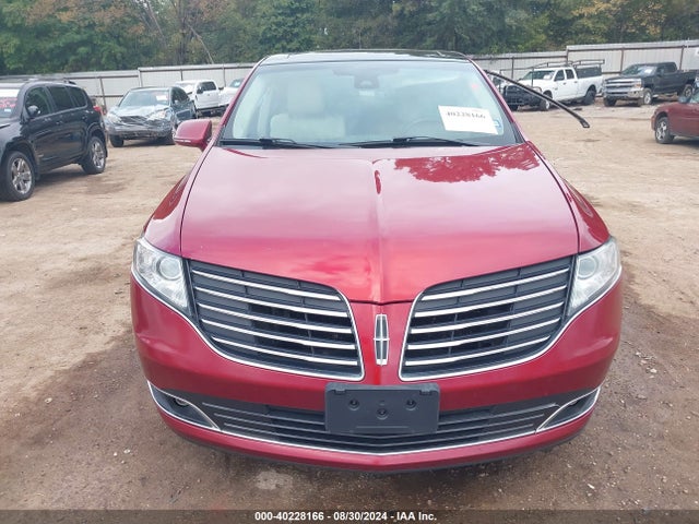 Lincoln Mkt Reserve 2018 2LMHJ5AT4JBL00257 Image 12