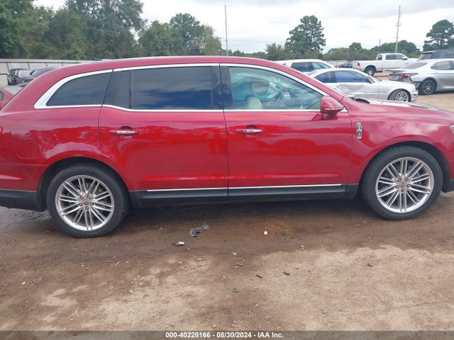 Lincoln Mkt Reserve 2018 2LMHJ5AT4JBL00257 Image 13