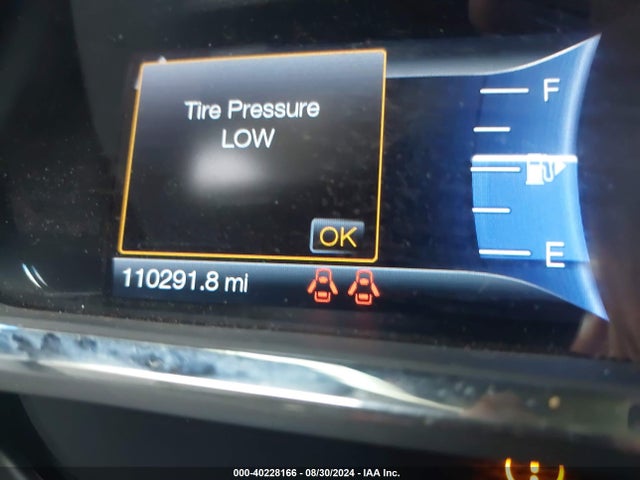 Lincoln Mkt Reserve 2018 2LMHJ5AT4JBL00257 Image 15