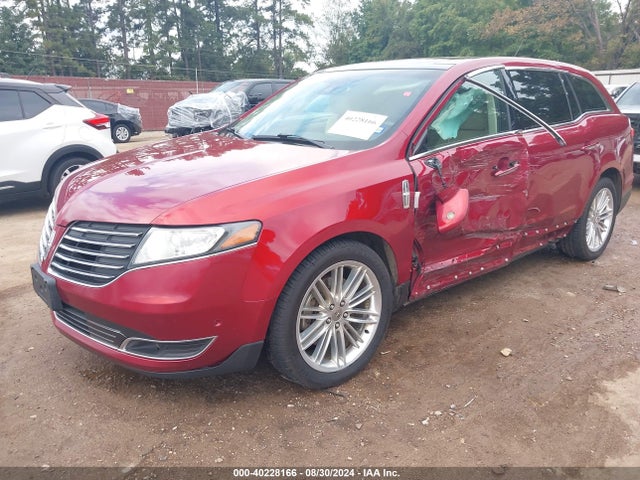 Lincoln Mkt Reserve 2018 2LMHJ5AT4JBL00257 Image 2