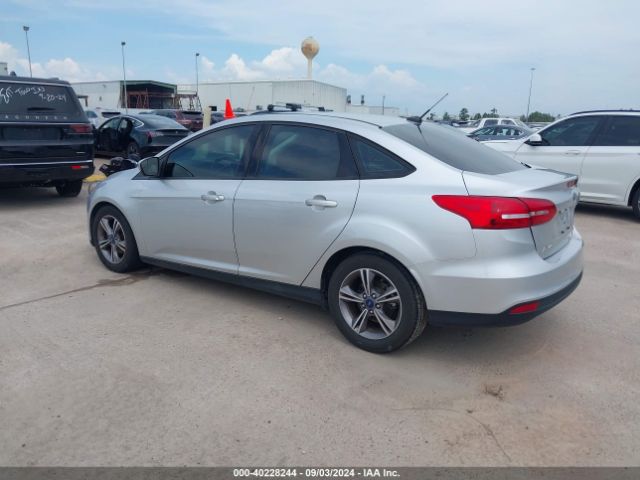 1FADP3FE4JL238005 Ford FOCUS SE